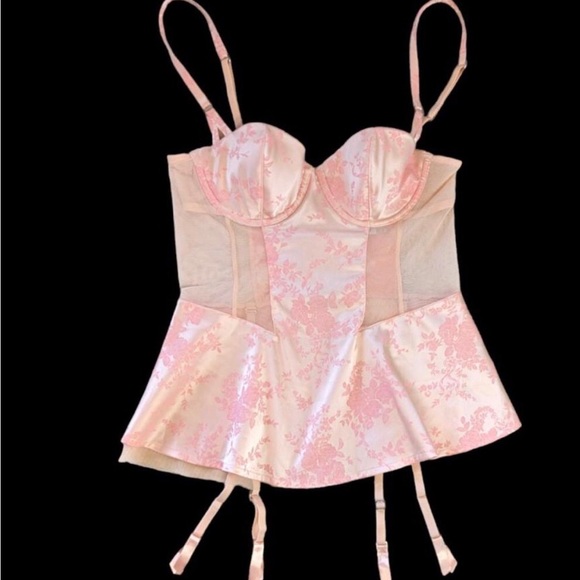 Victoria’s Secret corset top - Picture 2 of 10